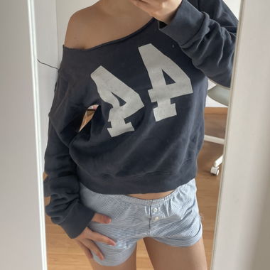 brandy mellville sweatshirt 