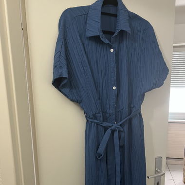 Blaues Sommerkleid