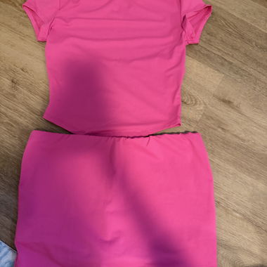 Completo a due pezzi rosa