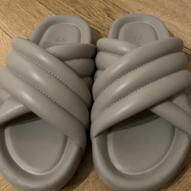 Slides H&M