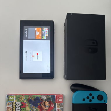Nintendo Switch, Spielkonsole - Neon Rot/Neon Blau