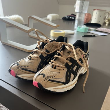 Asics Sneaker
