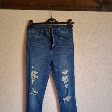 Jeans troué 