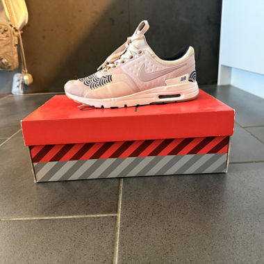 Nike Air Max 1 Ultra 2.0 "Pastel Pink" size 7.5