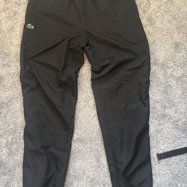 Pantalon de survetement noir Lacoste