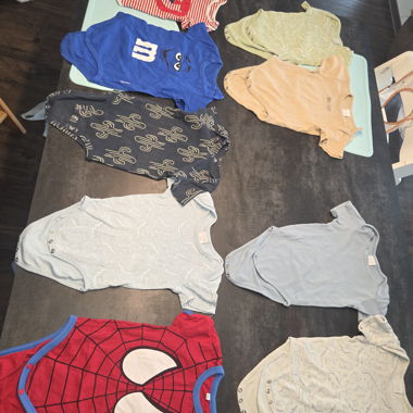 Set Baby-Bodys kurzarm, 9 Stück