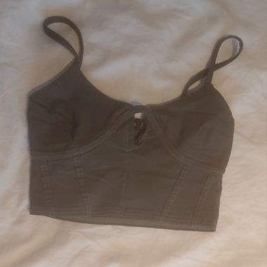 TOP PRETTYLITTLETHING  Tagl. 36