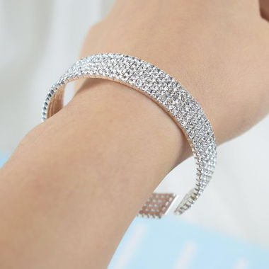 Silberner Strass-Armreif
