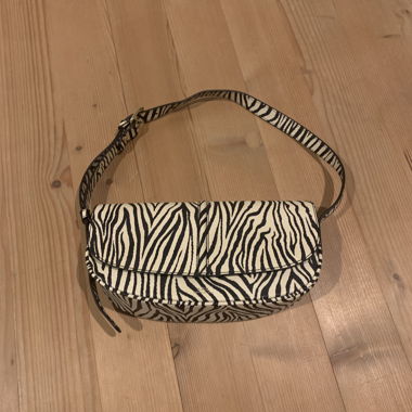 Sac bandoulière à motif zébré