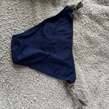 Bikini bottoms