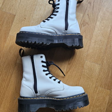 Dr. Martens