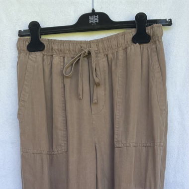 Stoffhose khaki ,,Bécool‘‘