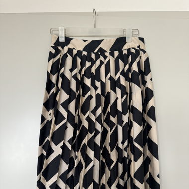 Mango Plissee Rock / Jupe Gold-Schwarz