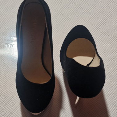 Chaussures hautes Noires NEUF