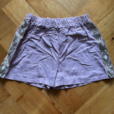 Mini shorts pailletés