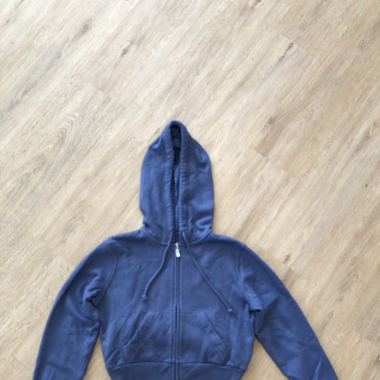 Zip-up sweater 