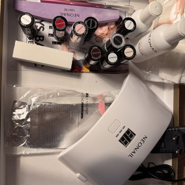 Set manicure in gel NEONAIL