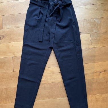 dunkelblaue Paperbag Stoffhose