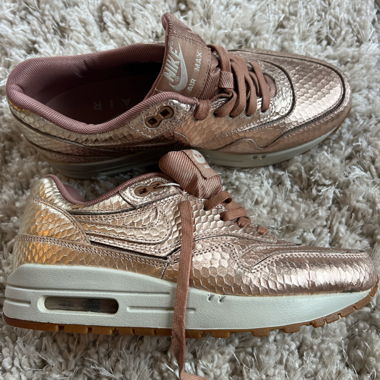 Air Max Bronze, special edition. Unworn. Size 36.5