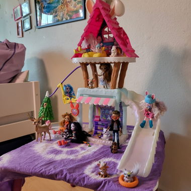 Enchantimals Purple Dollhouse Playset