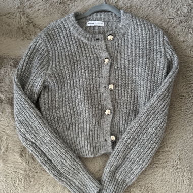 Cardigan grigio di Bershka