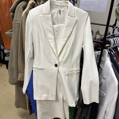 Ensemble pour femmes couleur crème Gr. M