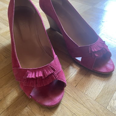 Fuchsia Plateau-Pumps von Maje