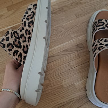 Sandales Tamaris imprimé léopard