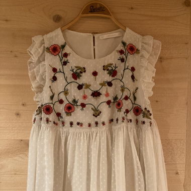 Bluse mit Stickerei
