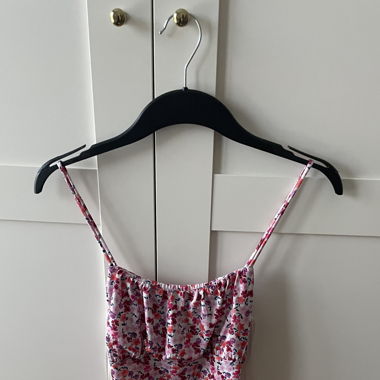 Kleid mit Blümchen