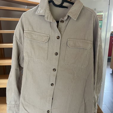 Beige ribbed jacket