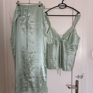 Pigiama in raso verde menta