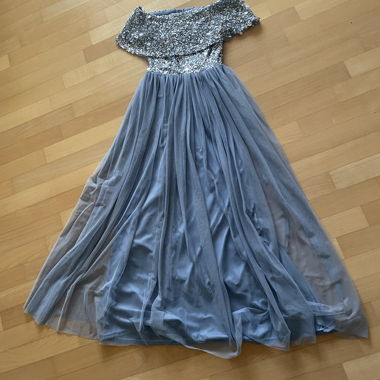 Robe de soirée à paillettes bleue