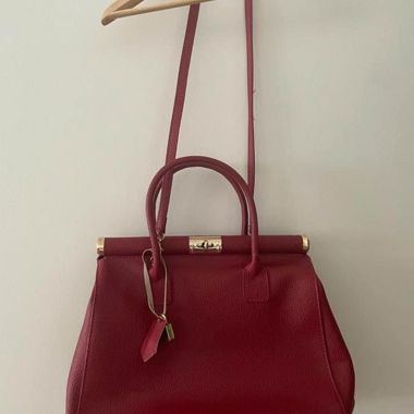 Leather bag