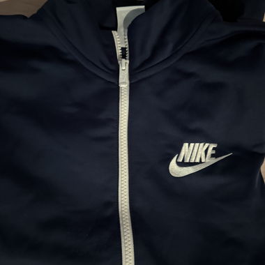 Nike sweatshirt