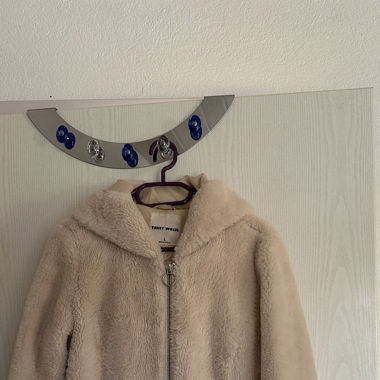 Veste fourrure beige à capuche 
