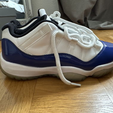 Jordan 11 low 