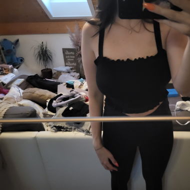 schwarzes Croptop