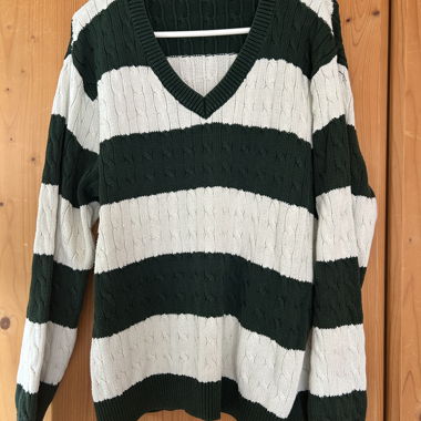 Maglione a righe in maglia
