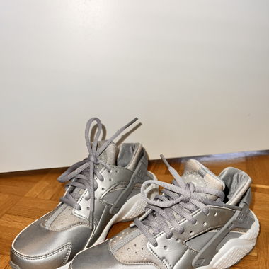 Nike Huarache Gray - Size 36