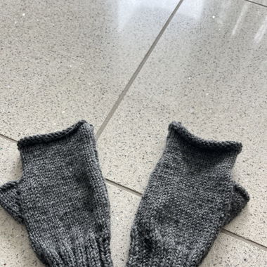 Handarbeit Damen Handschuhe  4 