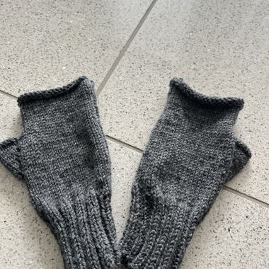 Handarbeit Damen Handschuhe  4 
