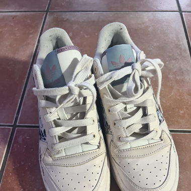 Adidas Sneaker