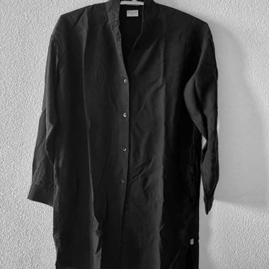 Black shirt dress Houdini