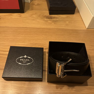 Prada Gürtel