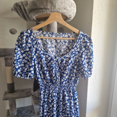 Short floral dress