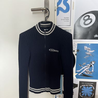 Iets frans Strickjacke von Urban Outfitters