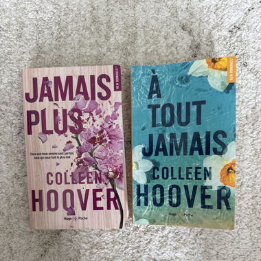 Saga Colleen Hoover  