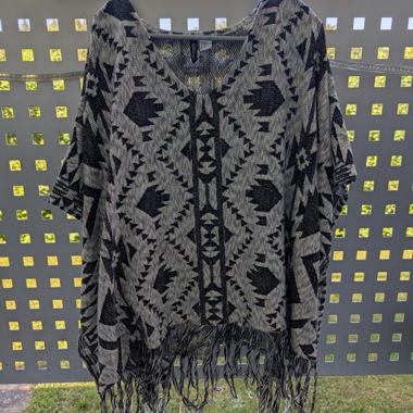 Poncho H&M
