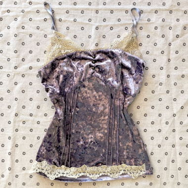 Camisole japonaise vintage en velours violet profond